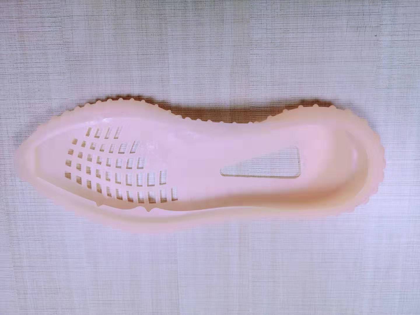 如何改善TPU鞋底的缺點(diǎn)？
